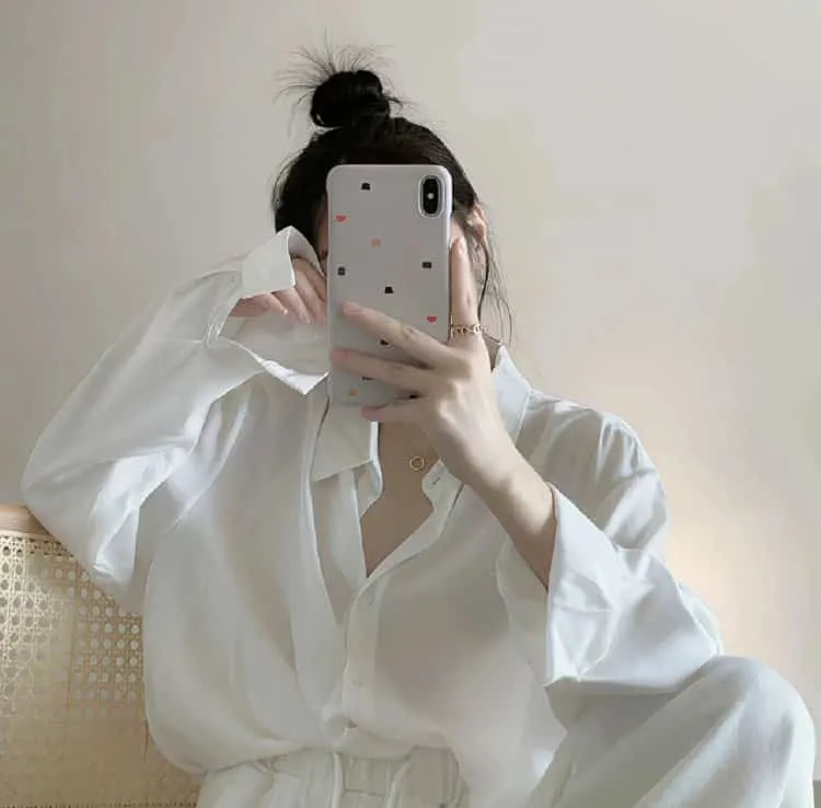 纯洁无瑕的初恋《侧耳倾听》吉卜力青春经典：喜欢小提琴的男孩与写小说的女孩互相勉励的绝美青春