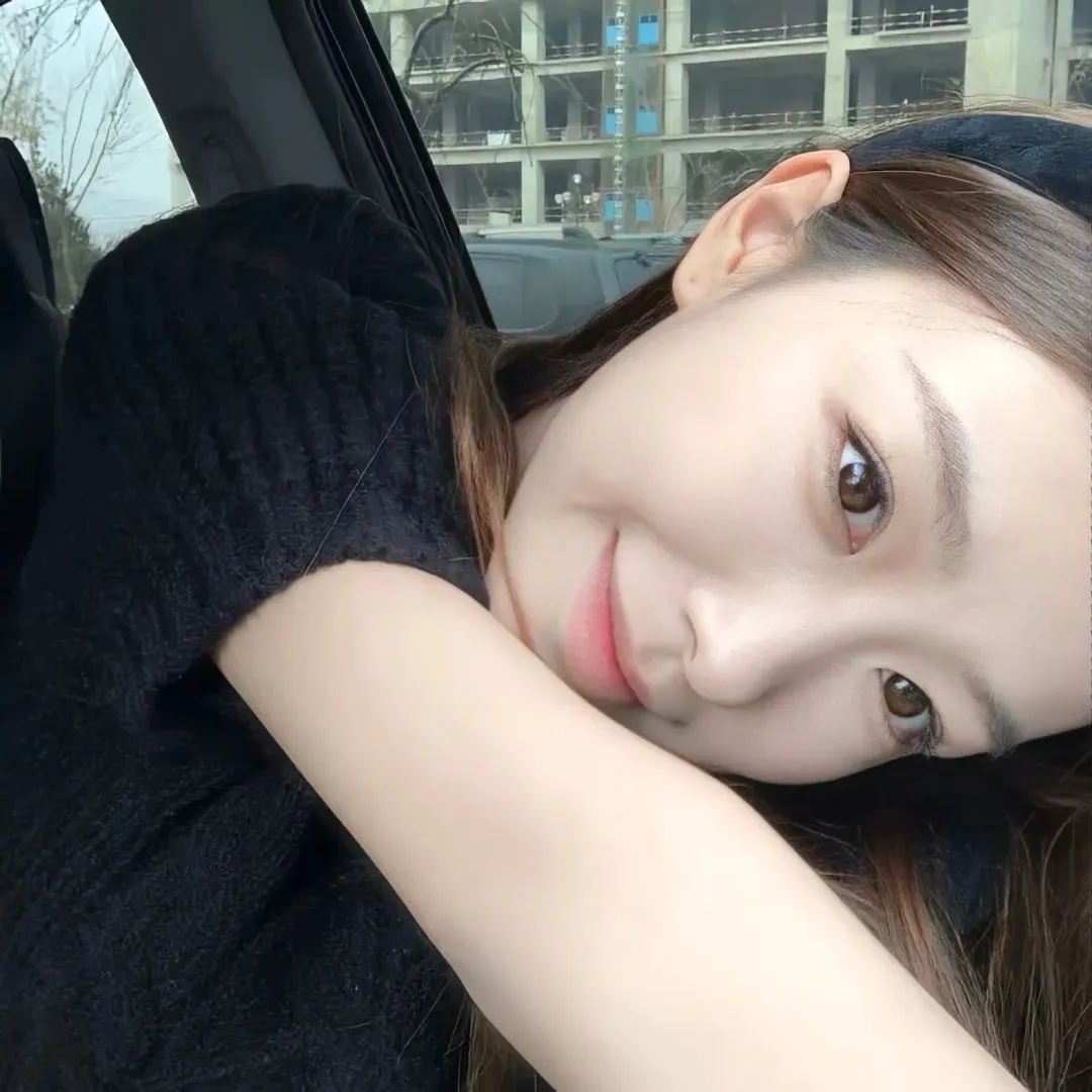【青春遗憾美学】《升起的烟花，从下面看？还是从侧面看？》：不断重置时间只为和你在一起的夏天