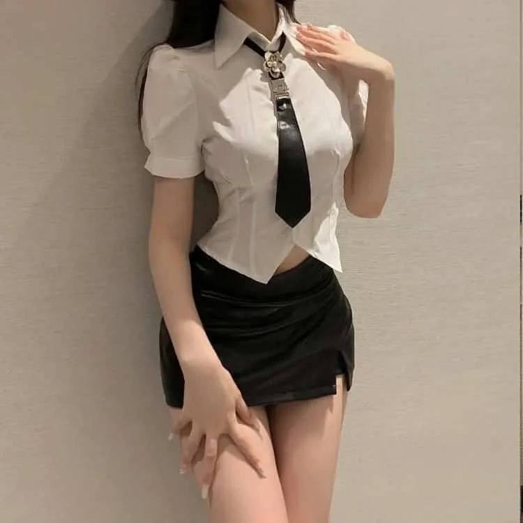 经典古装剧情片《王的男人》李准基绝美登场：民间戏子卷入残酷宫廷内斗，悲情落幕